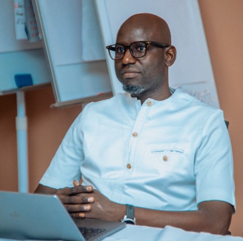 Pr Mamour GUEYE